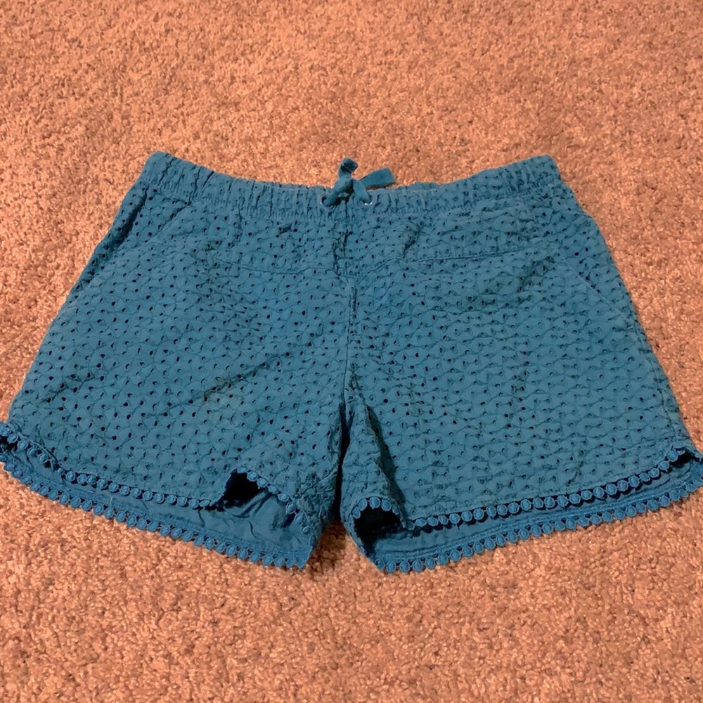 Size xl kids shorts fit like a women’s small
